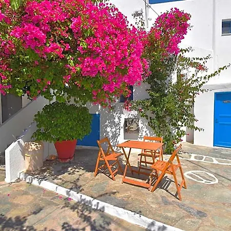 Ayeri Parikia (Paros)