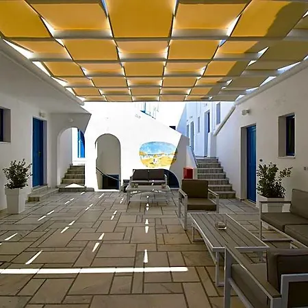 Ayeri Parikia (Paros)