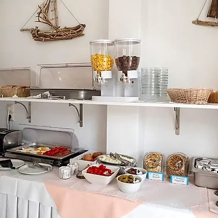 Hotel Ayeri 2*